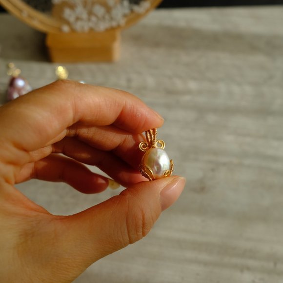 VINTAGE FRANÇAIS | Dainty Genuine Baroque Freshwat - Picture 12 of 16